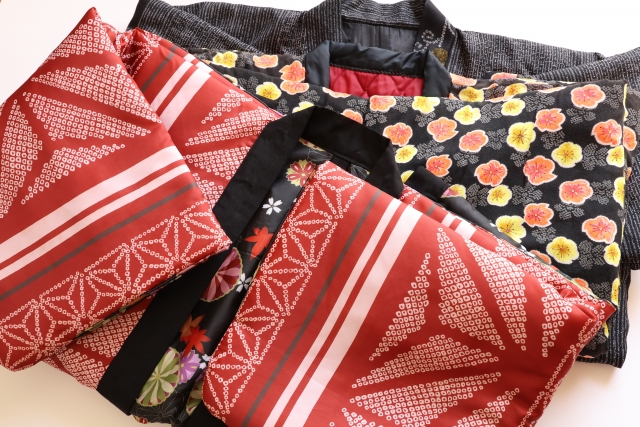 どてら・はんてん・ちゃんちゃんこなど綿入り防寒着のイメージ