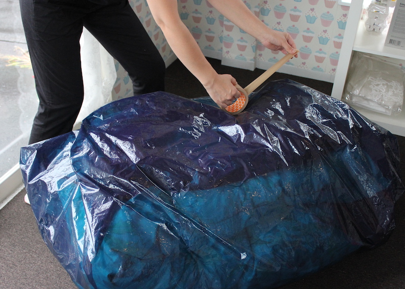 布団宅配クリーニングの梱包はどうする？段ボールなしでもOK・圧縮袋の注意点まで解説